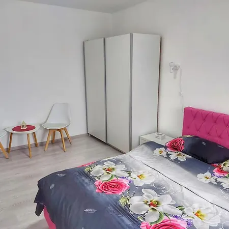 Stan Na Dan Gabriella Apartment